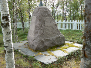 Markkinan vanhan kirkonpaikan muistomerkki